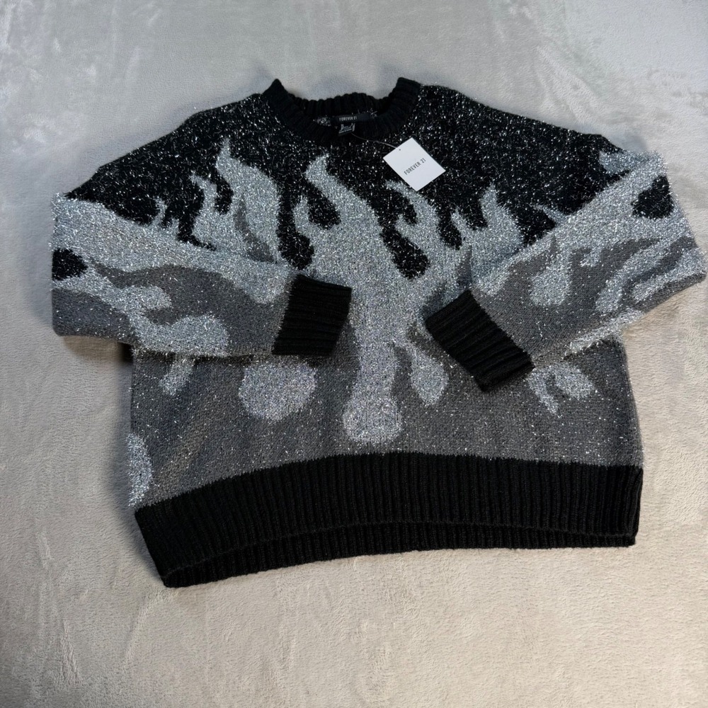 Forever 21 Sweater Flame Metallic Womens Large Black Silver Acrylic Knit Top